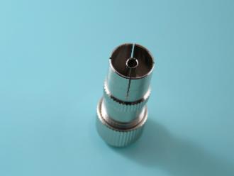 Photo of FEMALE PLUG SCREW TYPE