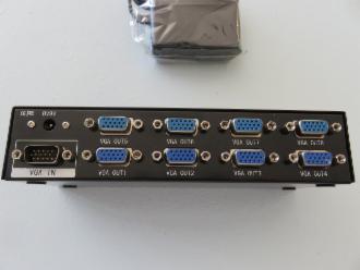 Photo of 8 PORT VGA SPLITTER