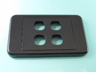 Photo of 4 HOLE CLIPSL BLACK PLATE