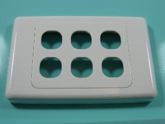 Photo of 6 HOLE CLIPSL PLATE