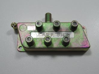 Photo of 6 WAY F P/PASS 1 LEG SPLITTER